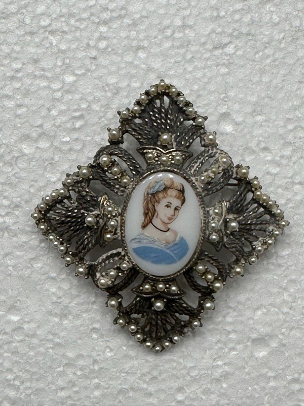 Vintage Portrait Faux Pearl Filigree Statement Brooch Pin